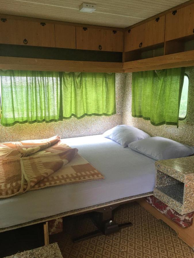 Camping Oaza Bela Crkva  Esterno foto