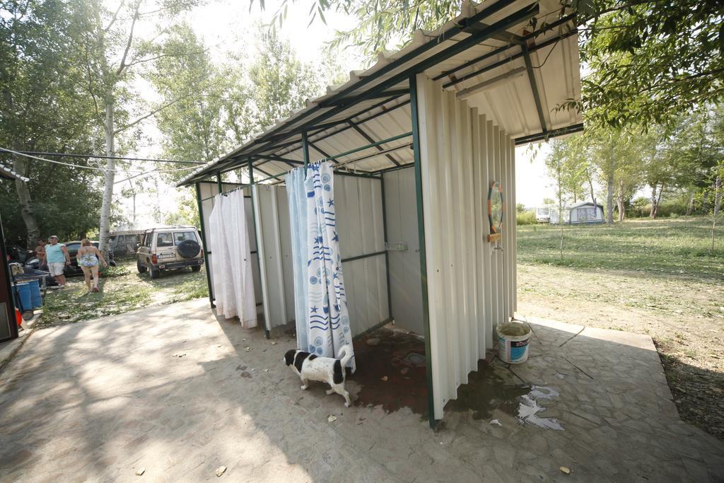 Camping Oaza Bela Crkva  Esterno foto